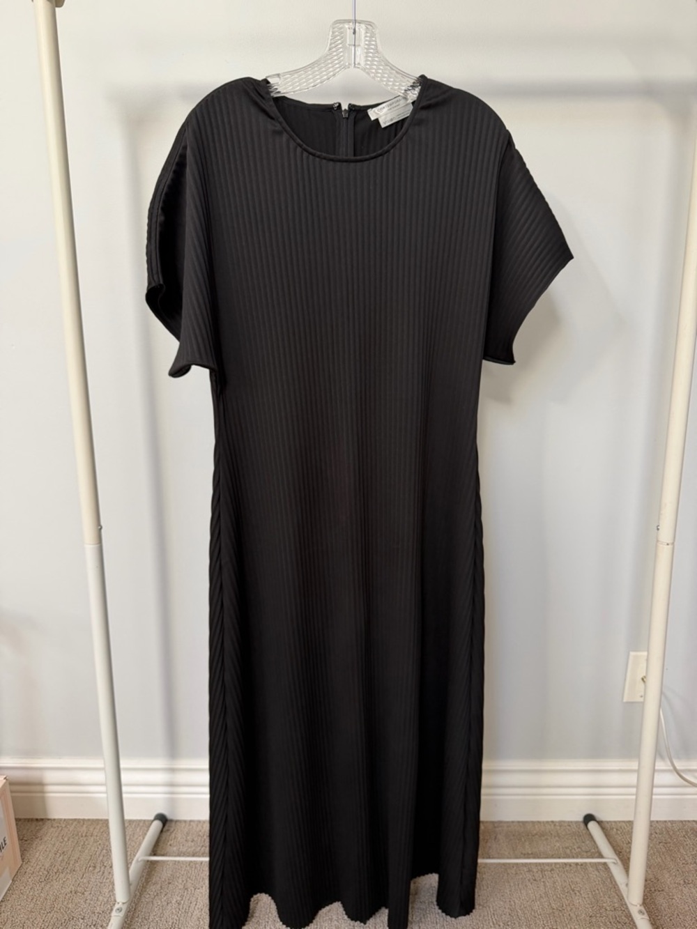 Women's Black Pleated Satinette Midi Dress - Effortless Casual Style - Picture 2 of 3